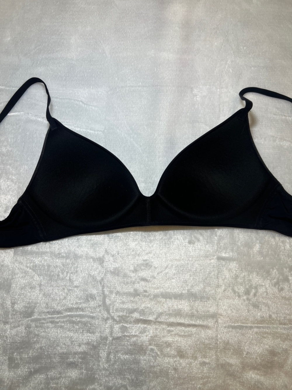 Victoria’s Secret bra T Shirt Lightly Lined No wire 32D - Picture 4 of 7